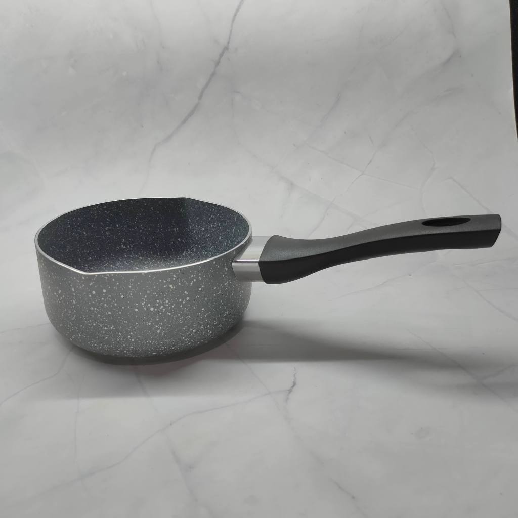 Nonstick saucepan